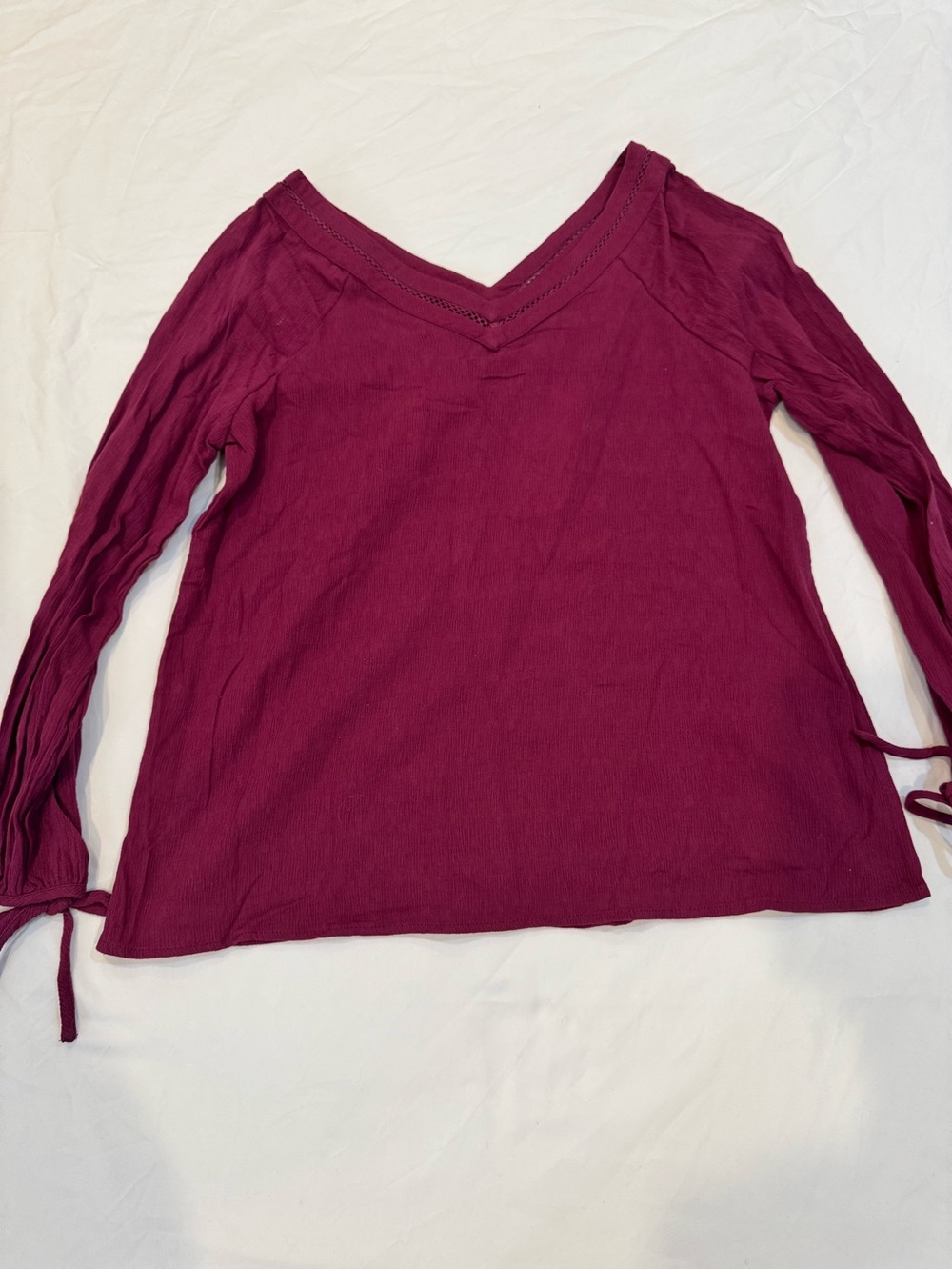 Women’s V-Neck Long Sleeve Top in Berry